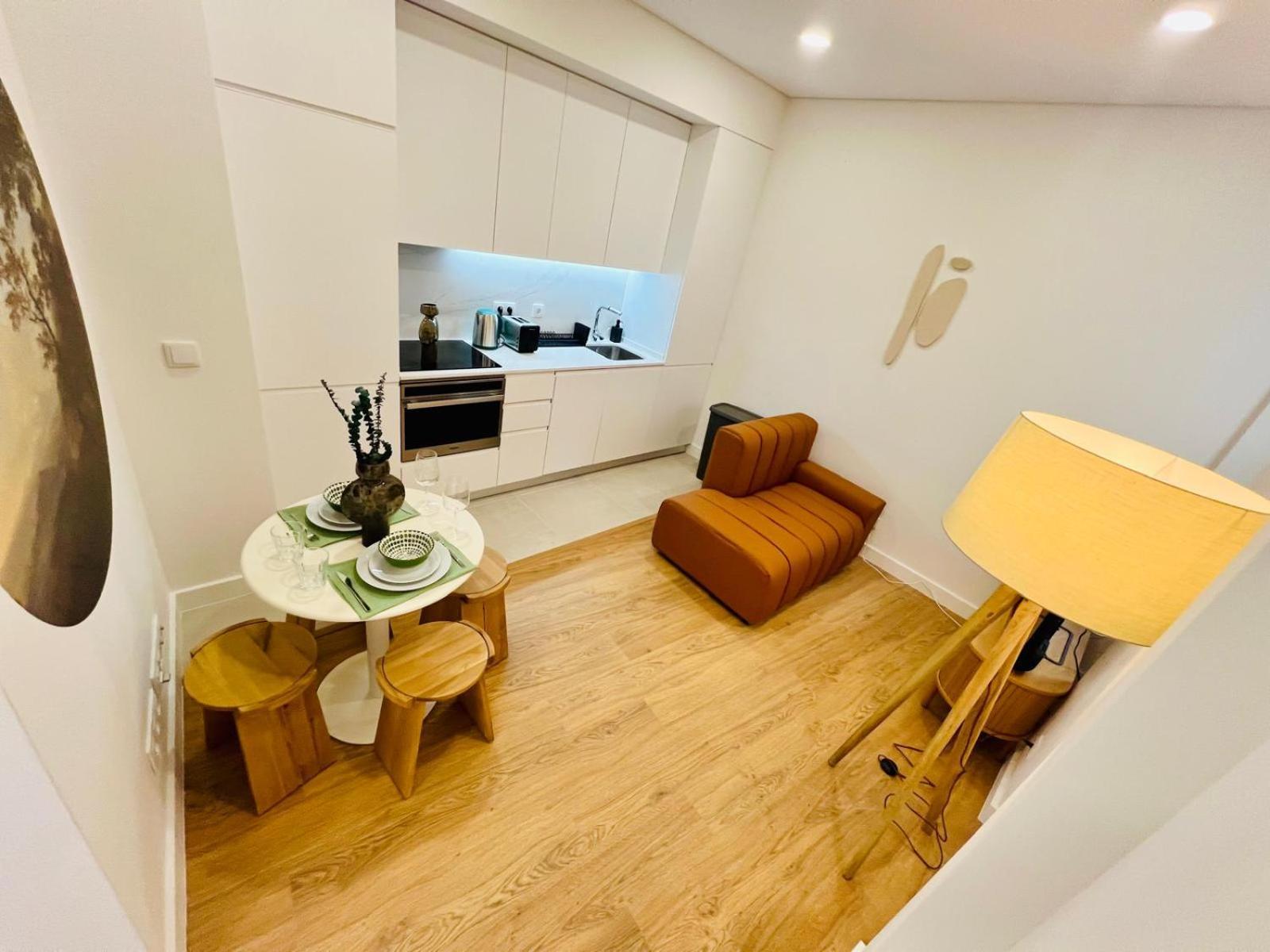 Ata Chic Flats Executive Apartment Lisbon