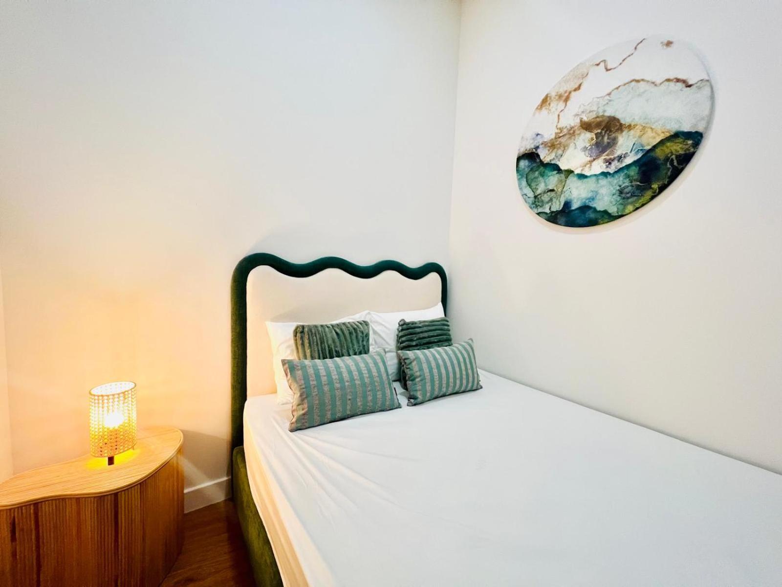 Ata Chic Flats Executive Apartment Lisbon